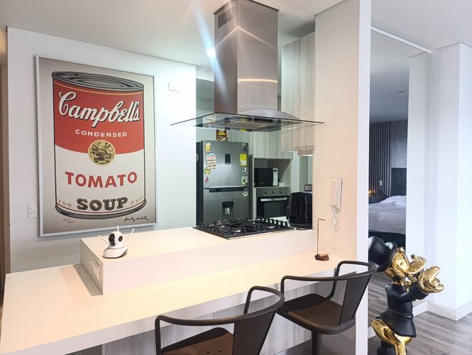 Apartamento de 1 alcoba en venta en El Poblado, Medellín, 72 m² · foto 6 de 20