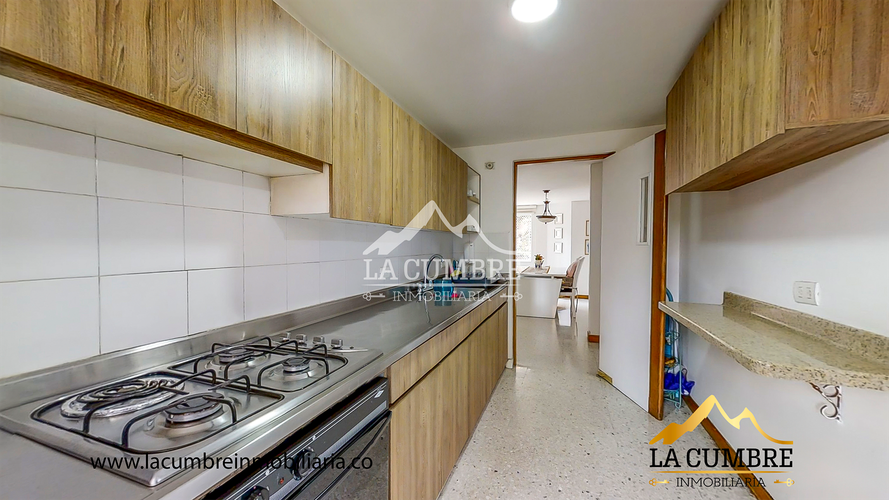 Apartamento de 3 alcobas en arriendo en Castropol, Medellín, 134 m² · foto 8 de 13