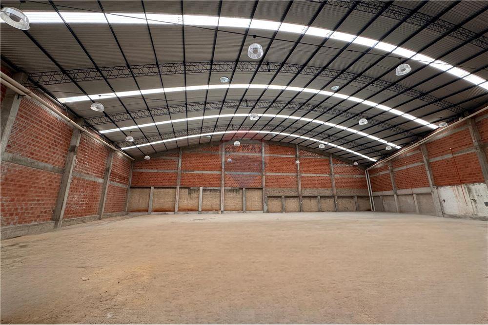 EN VENTA DEPOSITO A ESTRENAR EN SAN LORENZO — foto 3