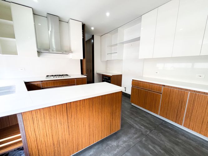 Apartamento en venta en Los Rosales, Bogotá · foto 10 de 24
