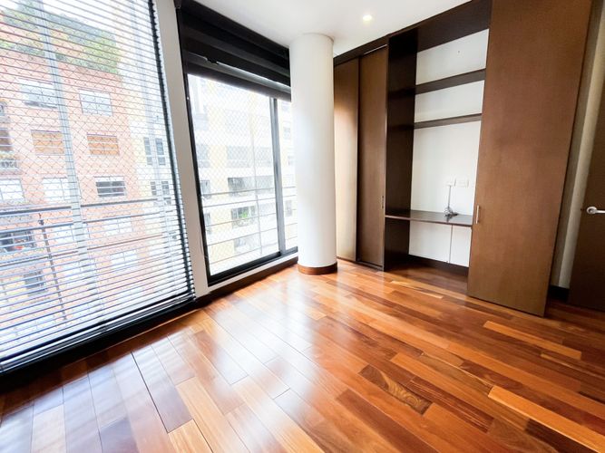 Apartamento en venta en Los Rosales, Bogotá · foto 12 de 24