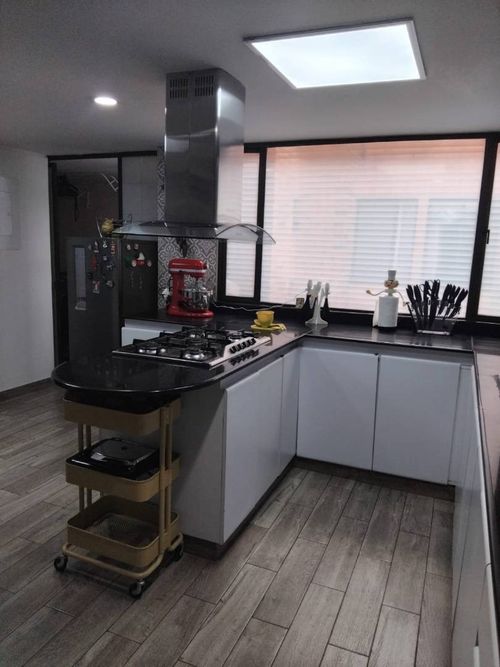 Apartamento de 4 alcobas en venta en Chicó Reservado, Bogotá, 169 m² · foto 6 de 24