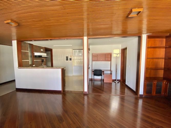 Apartamento de 3 alcobas en venta en Rincon Del Chico, Bogotá, 117 m² · foto 3 de 16