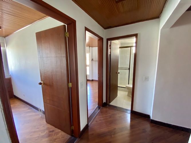 Apartamento de 3 alcobas en venta en Rincon Del Chico, Bogotá, 117 m² · foto 12 de 16