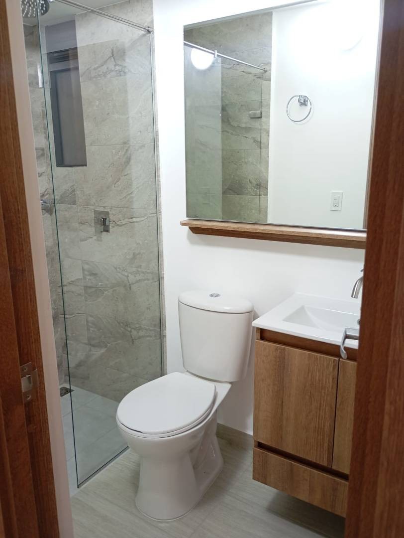 Apartamento en arriendo en Centro, Rionegro · foto 8 de 13