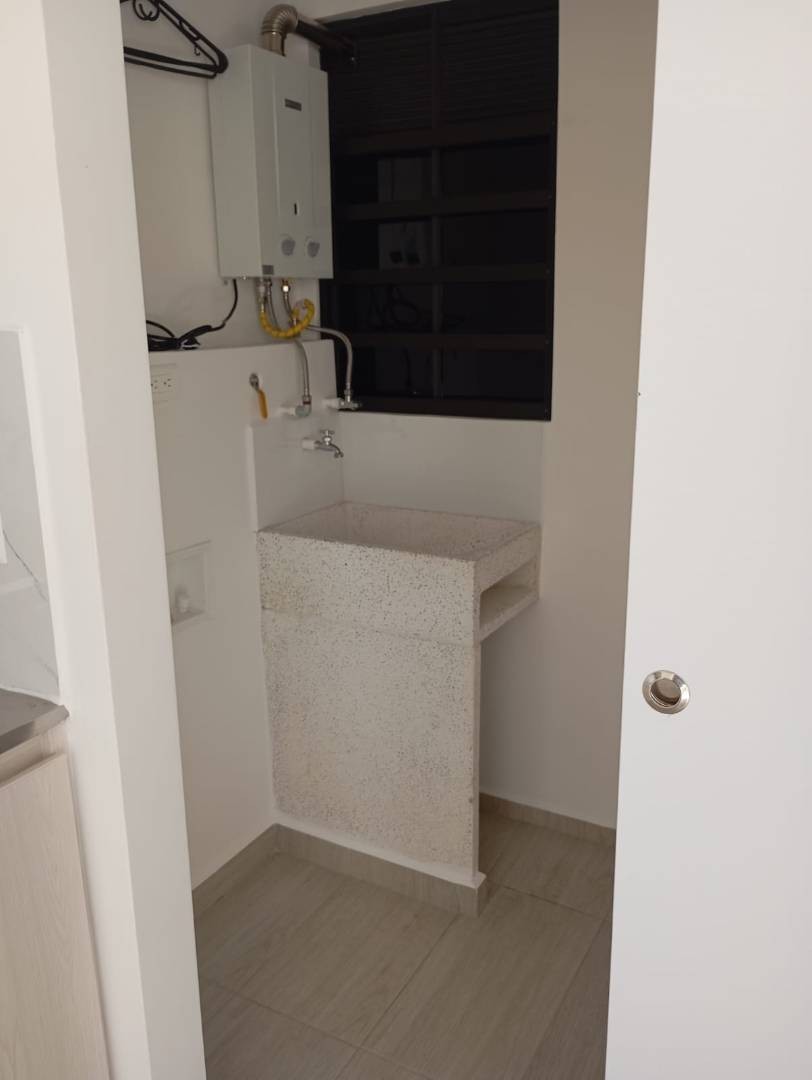 Apartamento en arriendo en Centro, Rionegro · foto 10 de 13