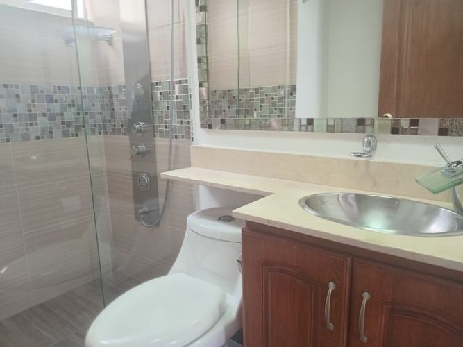 Apartamento de 3 alcobas en arriendo en El Poblado, Medellín, 148 m² · foto 4 de 17