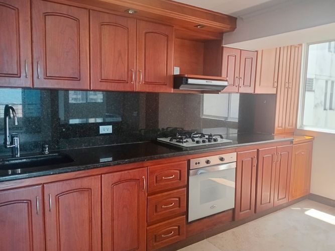 Apartamento de 3 alcobas en arriendo en El Poblado, Medellín, 148 m² · foto 17 de 17