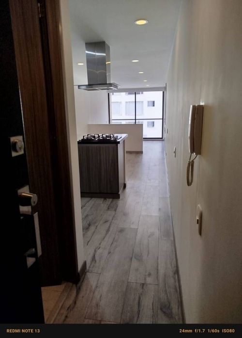 Apartaestudio en venta en Chapinero Alto, Bogotá, 30 m² · foto 2 de 24