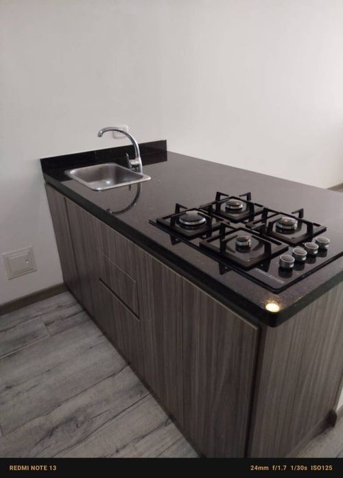 Apartaestudio en venta en Chapinero Alto, Bogotá, 30 m² · foto 7 de 24
