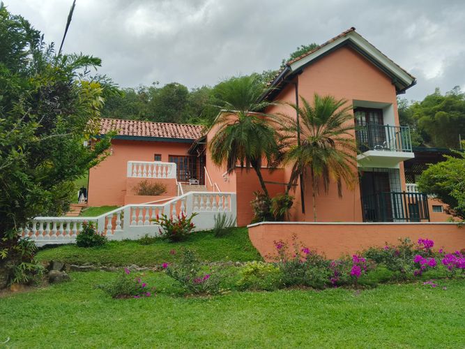 Casa de 3 alcobas en venta en Chorro De La Plata, Cali · foto 2 de 24