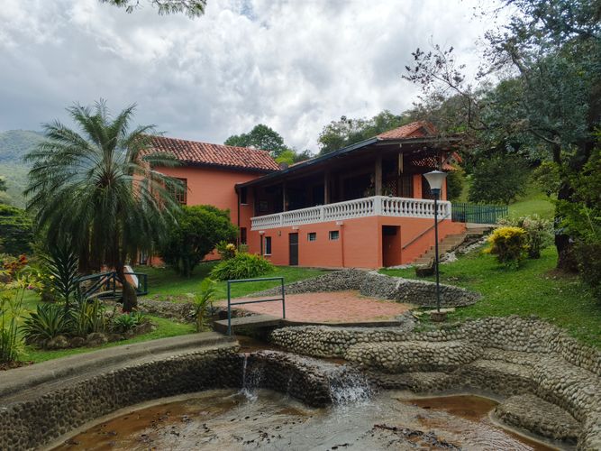 Casa de 3 alcobas en venta en Chorro De La Plata, Cali · foto 8 de 24