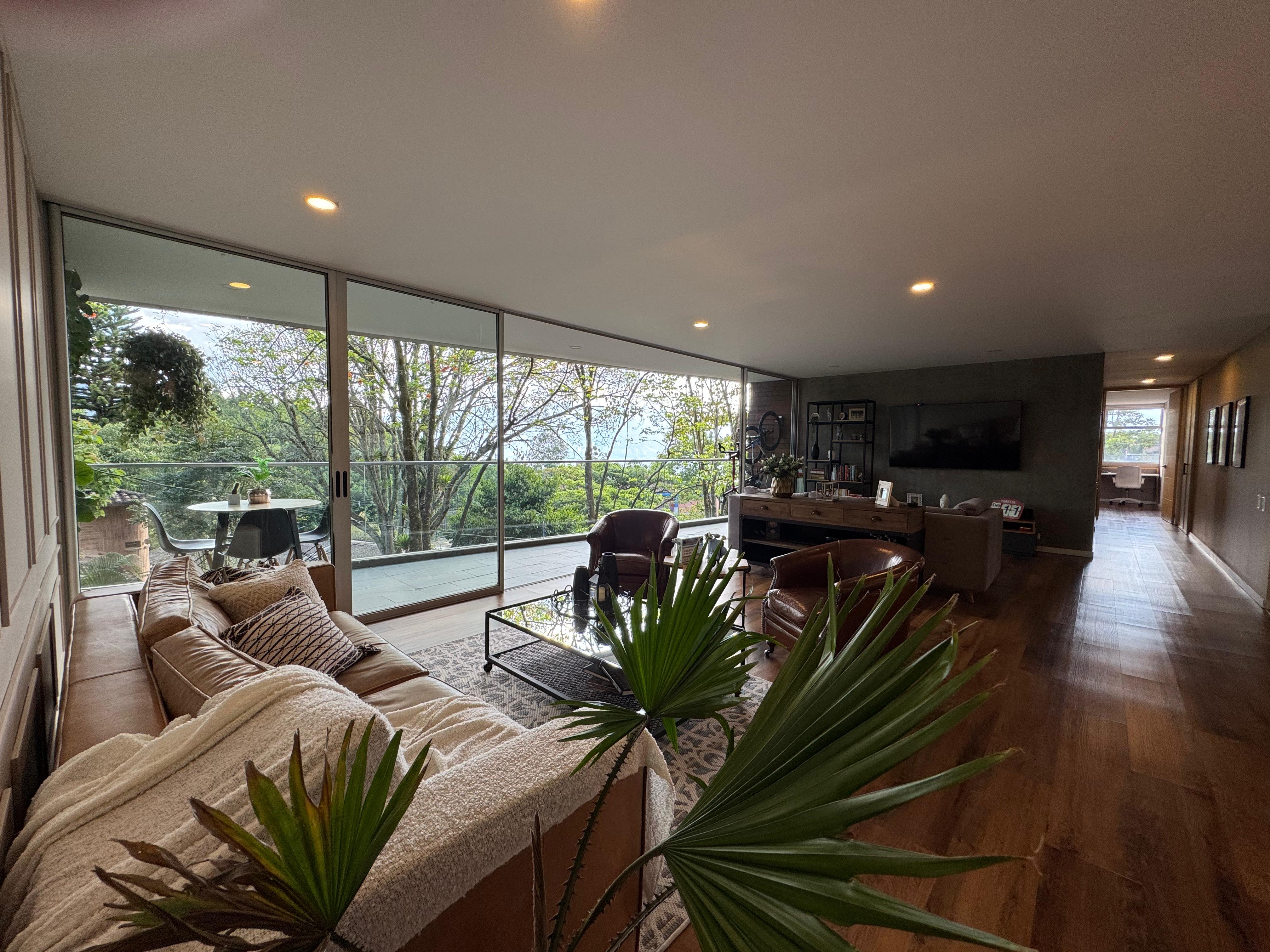 Apartamento en venta en El Poblado, Medellín 2