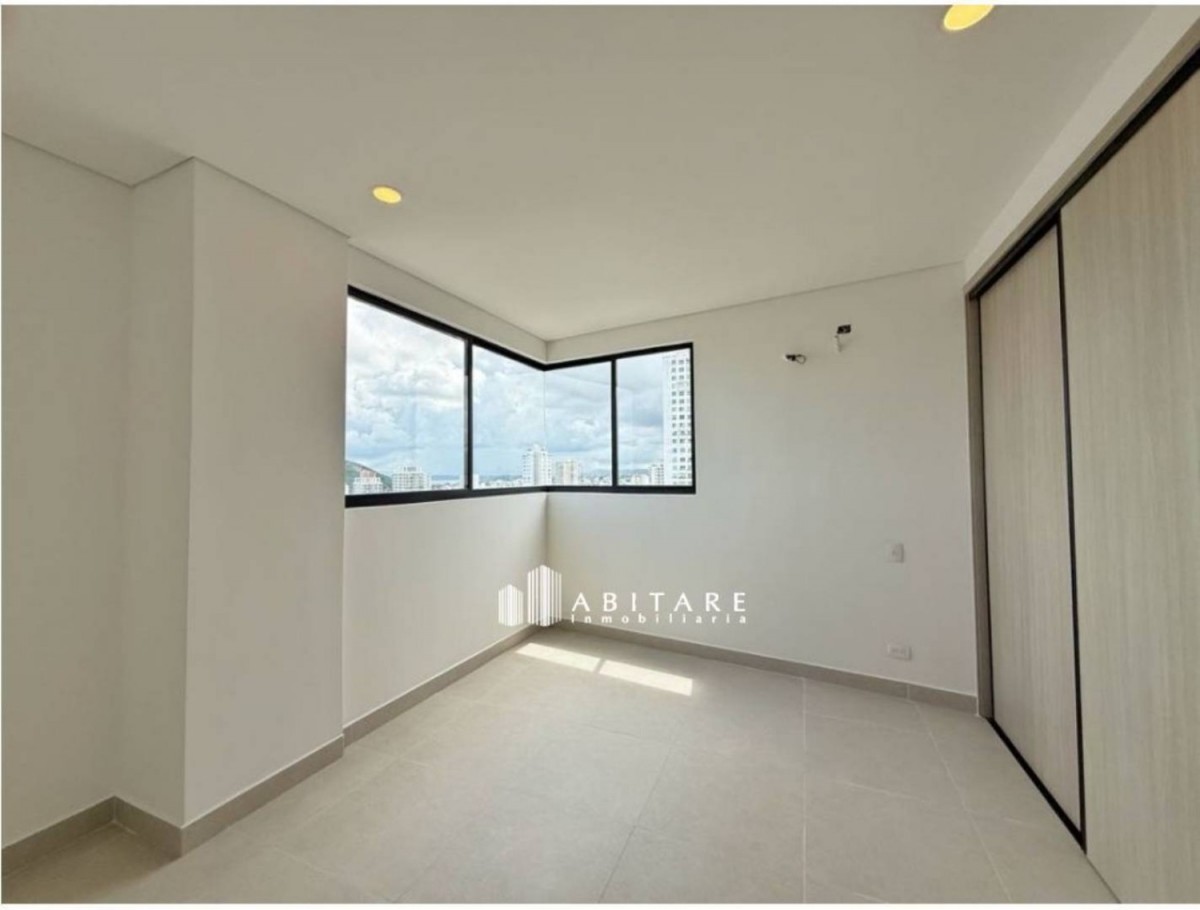Apartamento en venta en Manga, Cartagena · foto 9 de 13