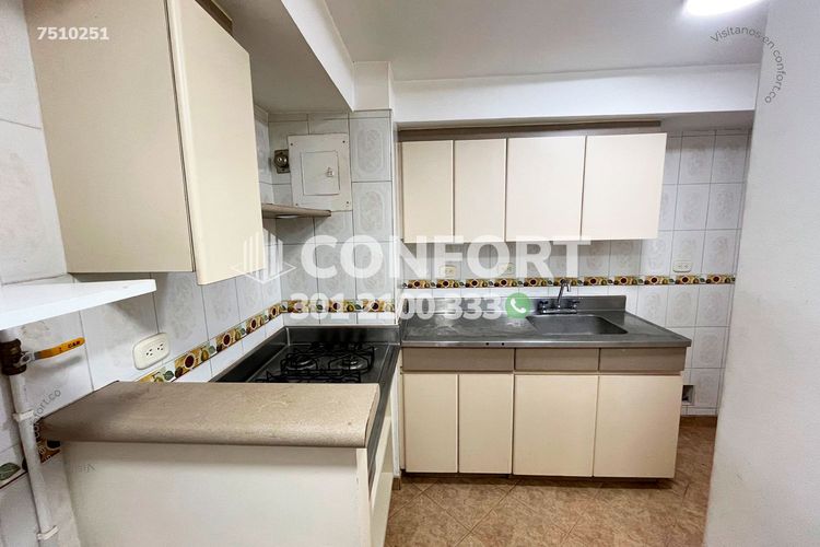 Apartamento de 3 alcobas en arriendo en Las Lomas No.2, Medellín, 158 m² · foto 8 de 24