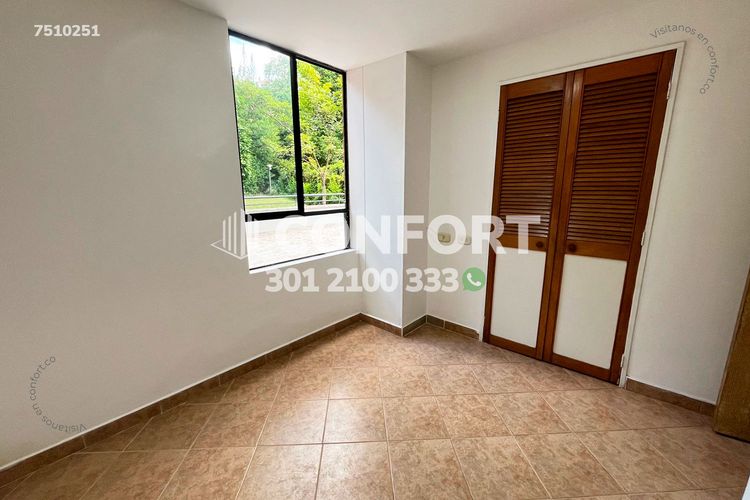 Apartamento de 3 alcobas en arriendo en Las Lomas No.2, Medellín, 158 m² · foto 21 de 24