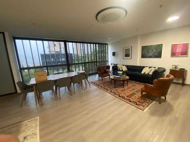 Oficina en arriendo en El Poblado, Medellín, 65 m² · foto 5 de 13