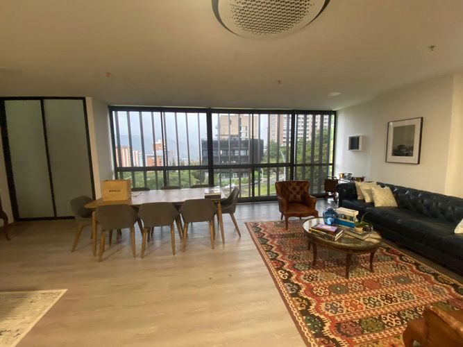 Oficina en arriendo en El Poblado, Medellín, 65 m² · foto 3 de 13