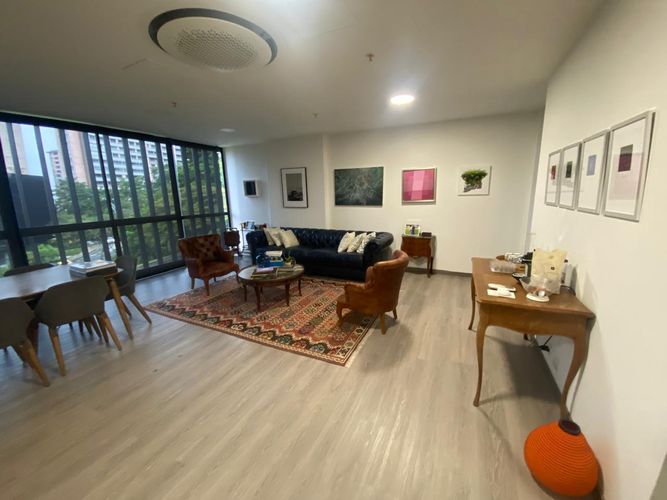Oficina en arriendo en El Poblado, Medellín, 65 m² · foto 8 de 13