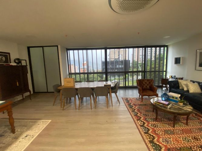 Oficina en arriendo en El Poblado, Medellín, 65 m² · foto 4 de 13