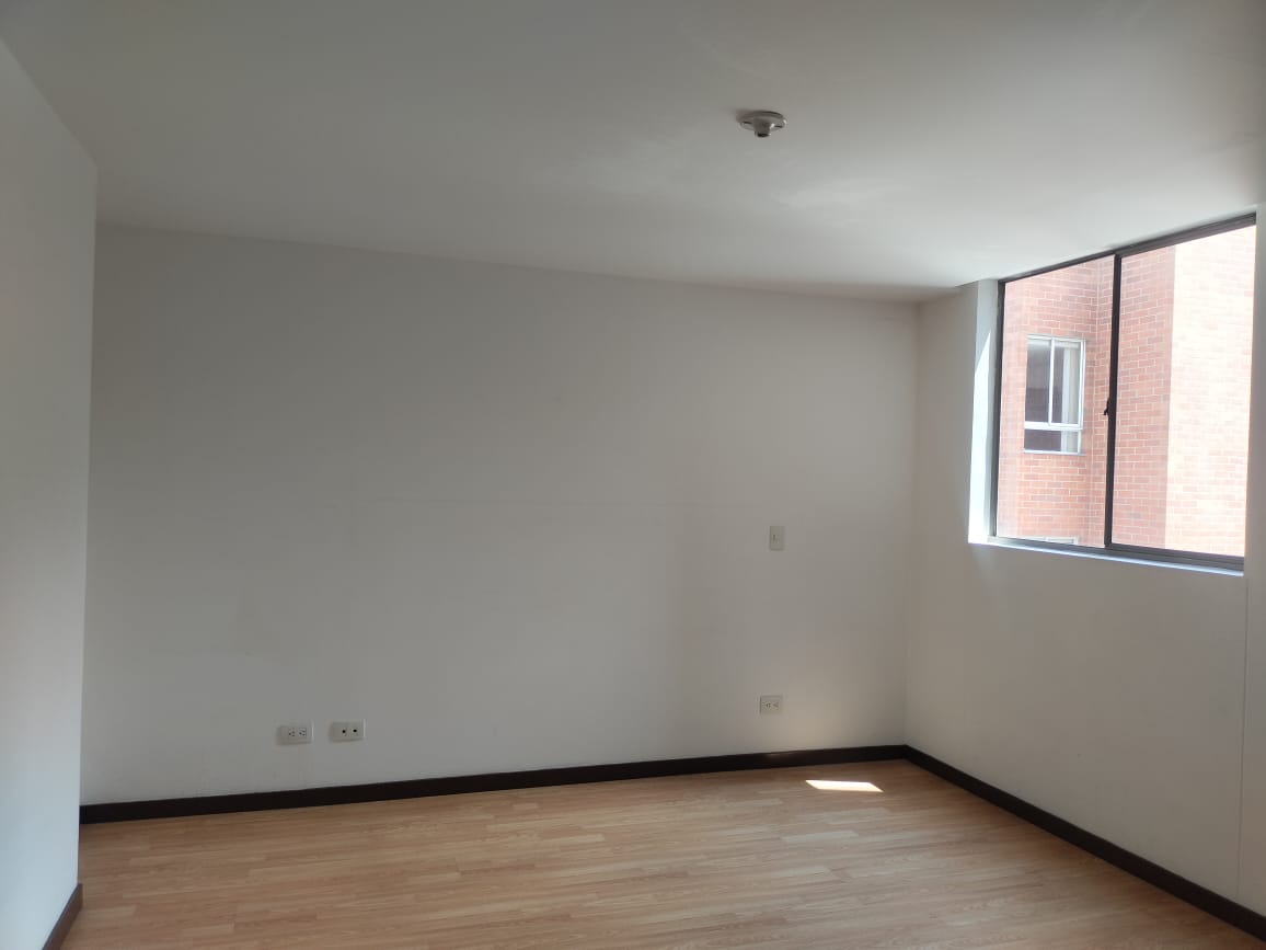 Apartamento en arriendo en Loma Benedictinos, Envigado · foto 9 de 17