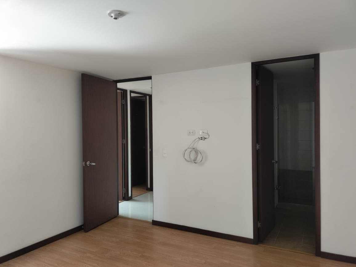 Apartamento en arriendo en Loma Benedictinos, Envigado · foto 12 de 17