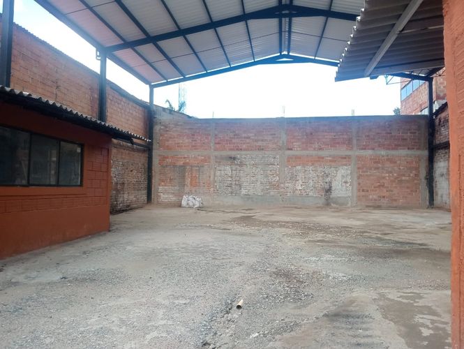 Bodega en arriendo en Naranjal, Medellín, 340 m² · foto 9 de 16