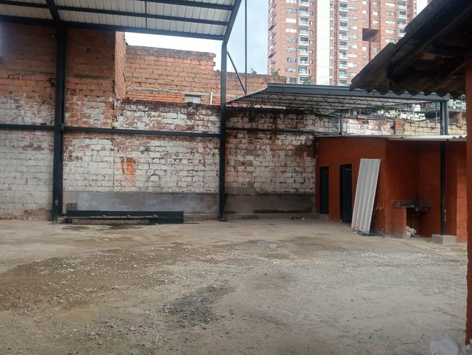 Bodega en arriendo en Naranjal, Medellín, 340 m² · foto 10 de 16