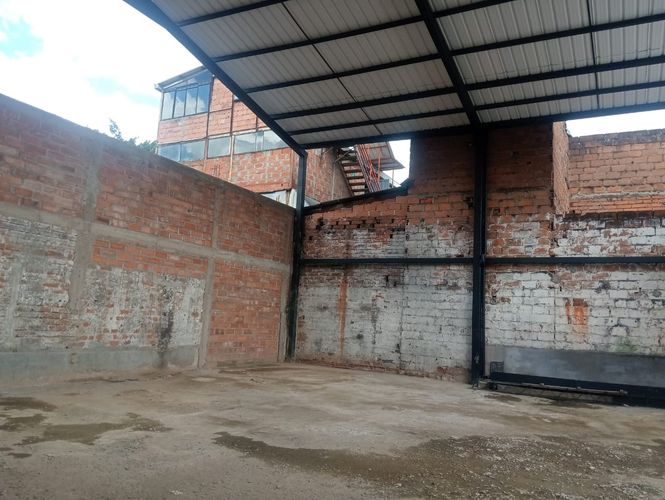 Bodega en arriendo en Naranjal, Medellín, 340 m² · foto 12 de 16