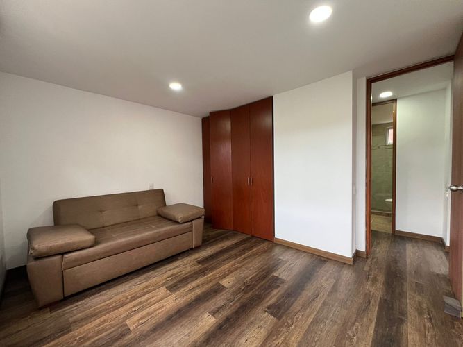 Apartamento de 2 alcobas en arriendo en Cumbres, Envigado, 97 m² · foto 8 de 16