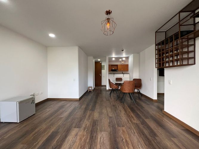 Apartamento de 2 alcobas en arriendo en Cumbres, Envigado, 97 m² · foto 2 de 16