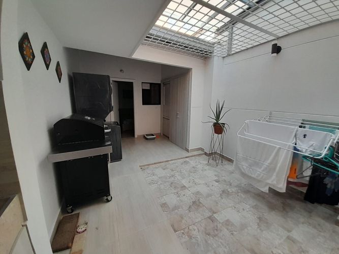 Oficina en arriendo en Laureles, Medellín, 550 m² · foto 19 de 20
