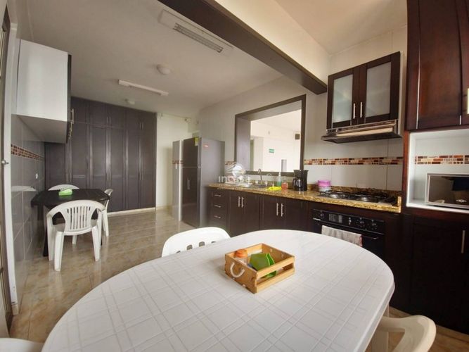 Casa de 5 alcobas en venta en El Ingenio, Cali, 360 m² · foto 9 de 12