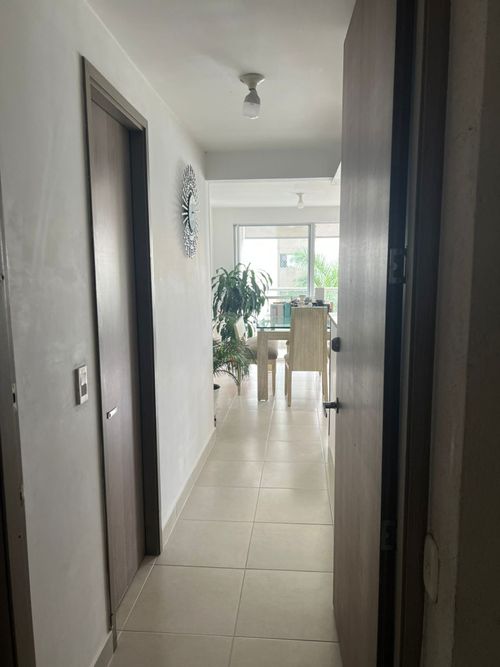 Apartamento en venta en Valle Del Lili, Cali · foto 3 de 24