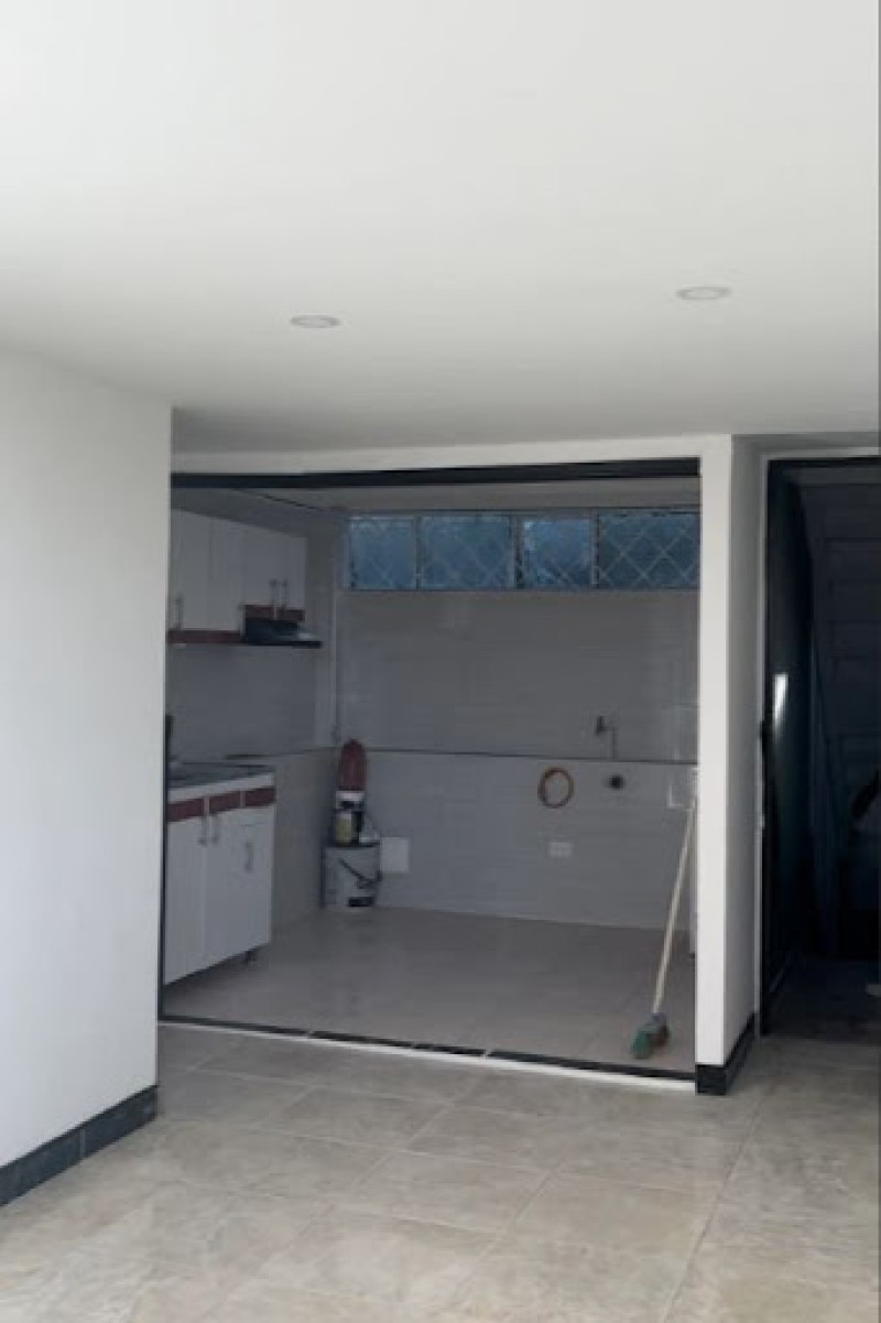 Apartamento en venta en Casablanca Suba Urbano, Bogotá · foto 2 de 10