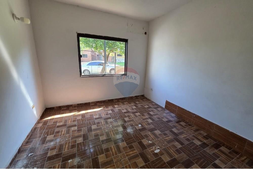 CASA EN VILLA ELISA, BARRIO MBOKAJATY EN VENTA — foto 3