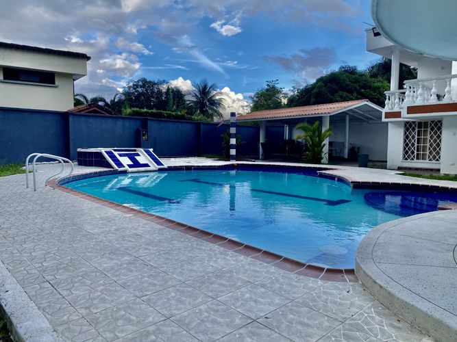 Casa de 8 alcobas en venta en Vanguardia, Villavicencio, 555 m² · foto 9 de 24