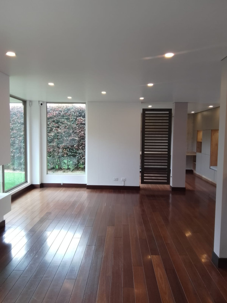 Casa en venta en Centro, Cajicá · foto 2 de 18