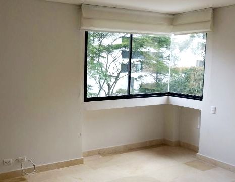 Apartamento en arriendo en San Lucas, Medellín · foto 4 de 13
