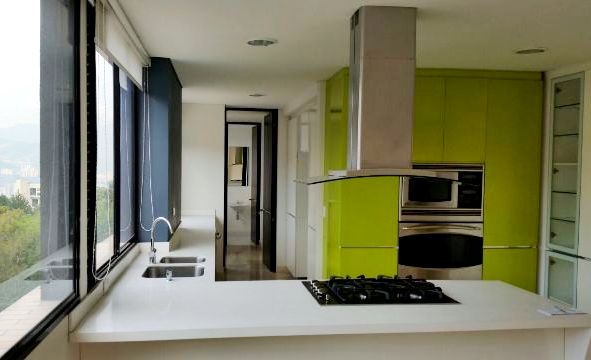 Apartamento en arriendo en San Lucas, Medellín · foto 3 de 13