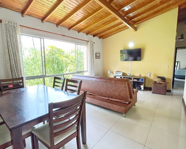 Apartamento en venta en El Poblado, Medellín · foto 2 de 9