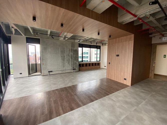 Oficina en arriendo en Patio Bonito, Medellín, 62 m² · foto 3 de 16