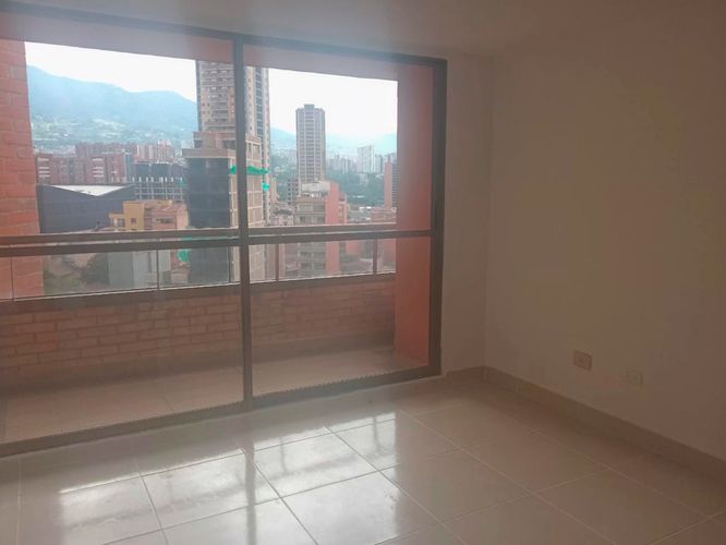 Apartamento de 3 alcobas en venta en San Joaquin, Sabaneta, 96 m² · foto 11 de 15
