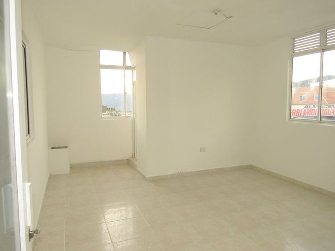 Bodega en arriendo en San Francisco, Bucaramanga, 270 m² · foto 8 de 16