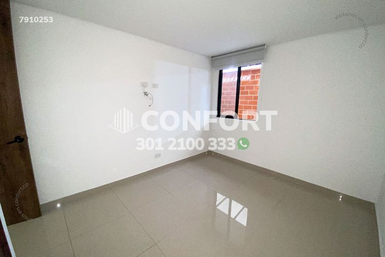 Apartamento de 3 alcobas en arriendo en La Castellana, Medellín, 158 m² · foto 14 de 23