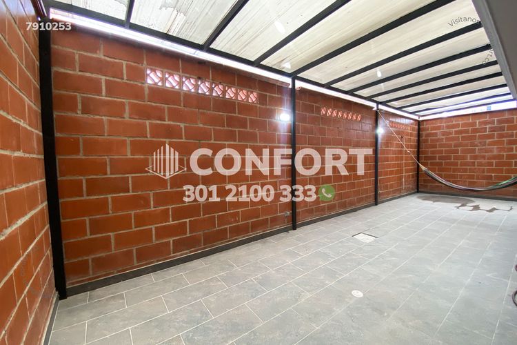 Apartamento de 3 alcobas en arriendo en La Castellana, Medellín, 158 m² · foto 20 de 23