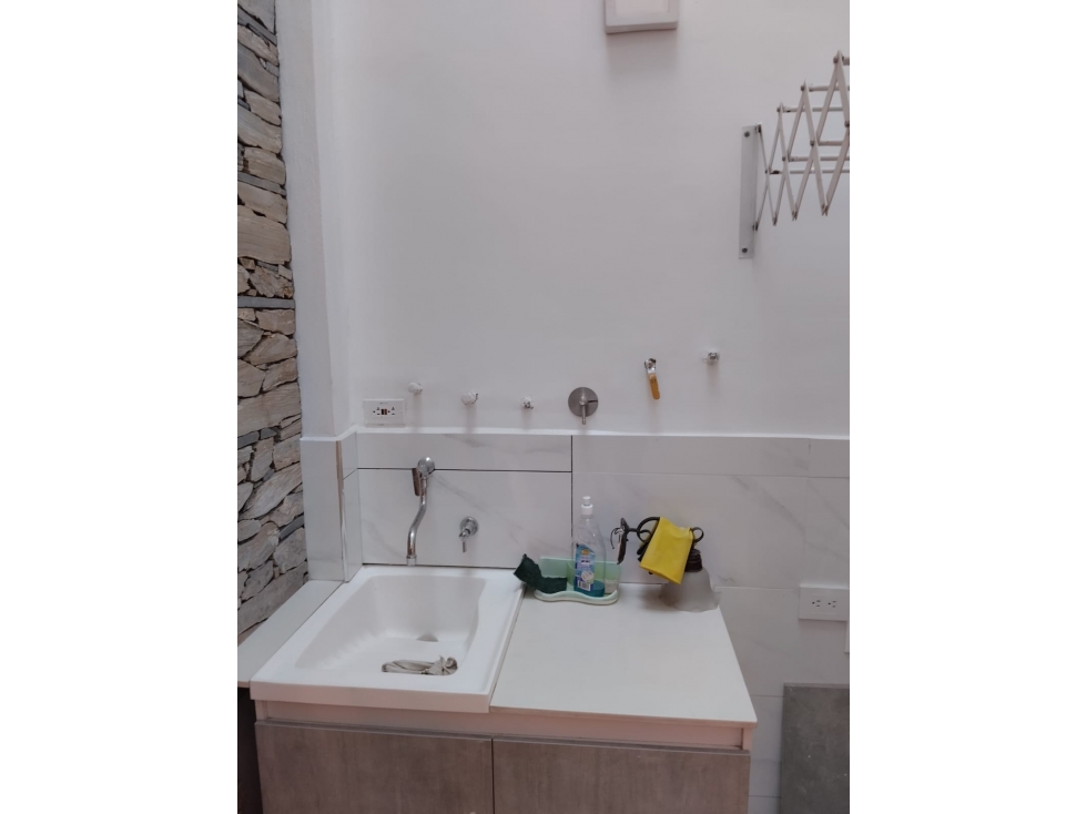 Apartamento en venta en La Almeria, Medellín · foto 15 de 18