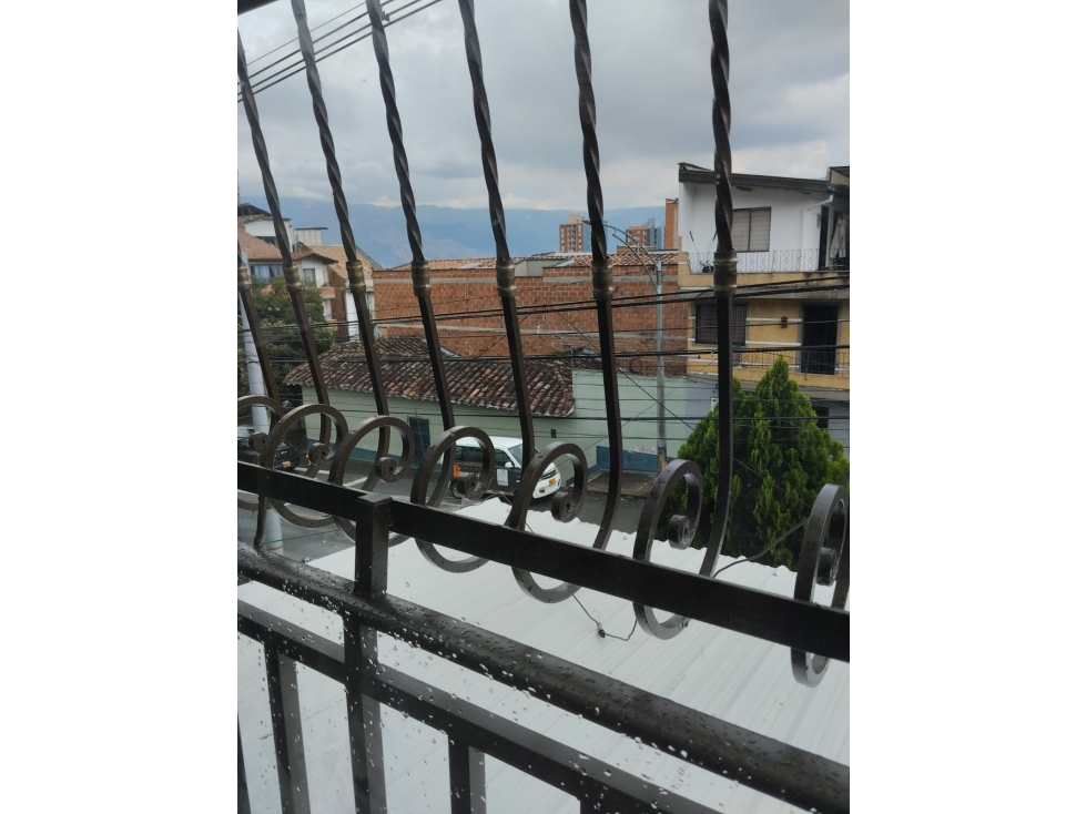 Apartamento en venta en La Almeria, Medellín · foto 17 de 18