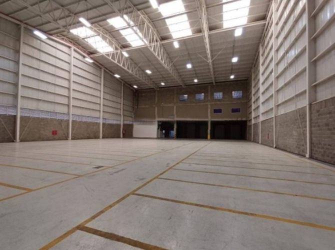 Bodega en venta en Obando, Palmira, 2122 m² · foto 2 de 6