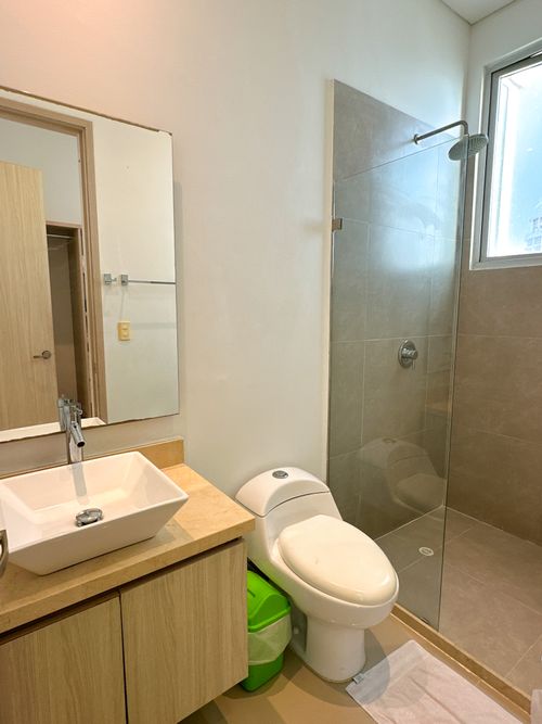 Apartamento de 2 alcobas en venta en Bocagrande, Cartagena, 96 m² · foto 16 de 17